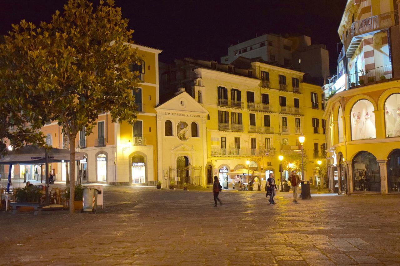 Corallo Rooms Salerno Exterior photo