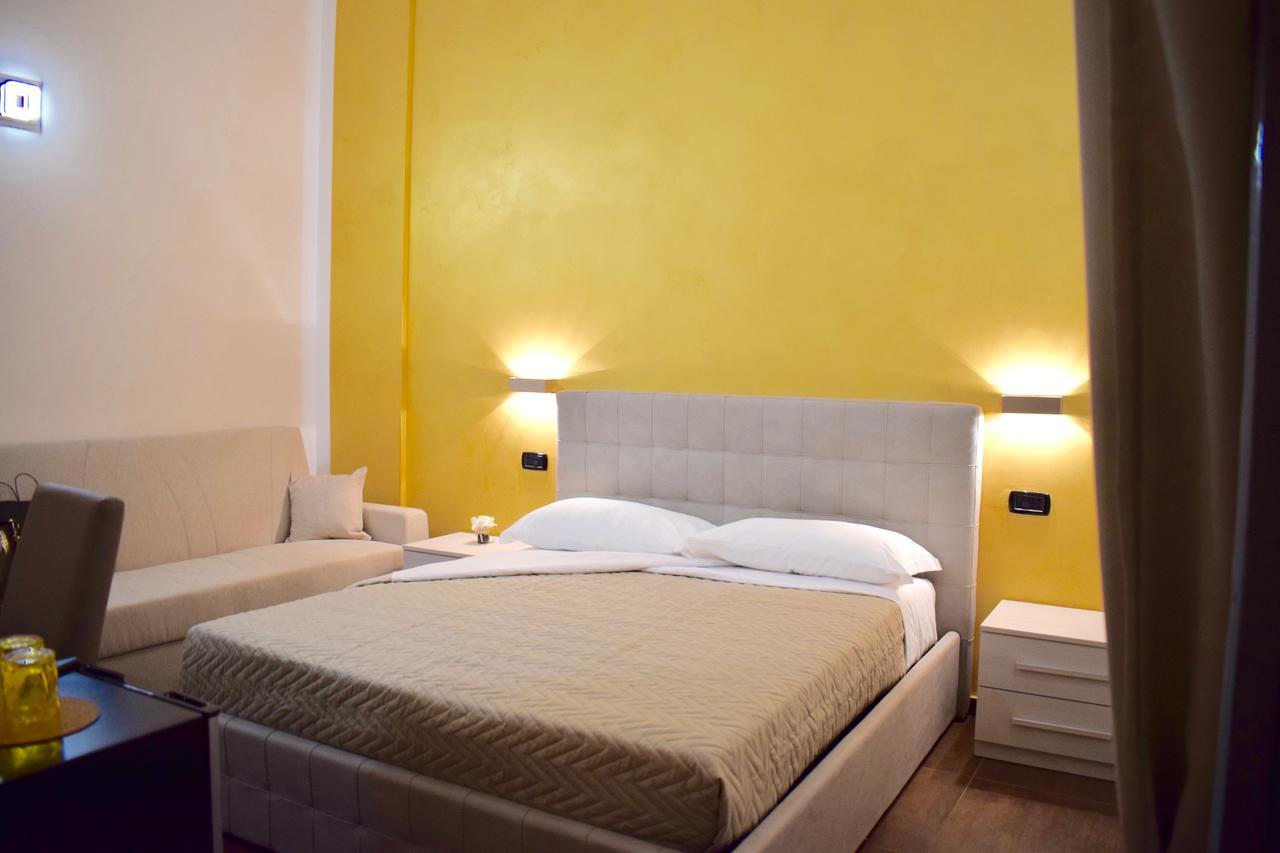 Corallo Rooms Salerno Exterior photo
